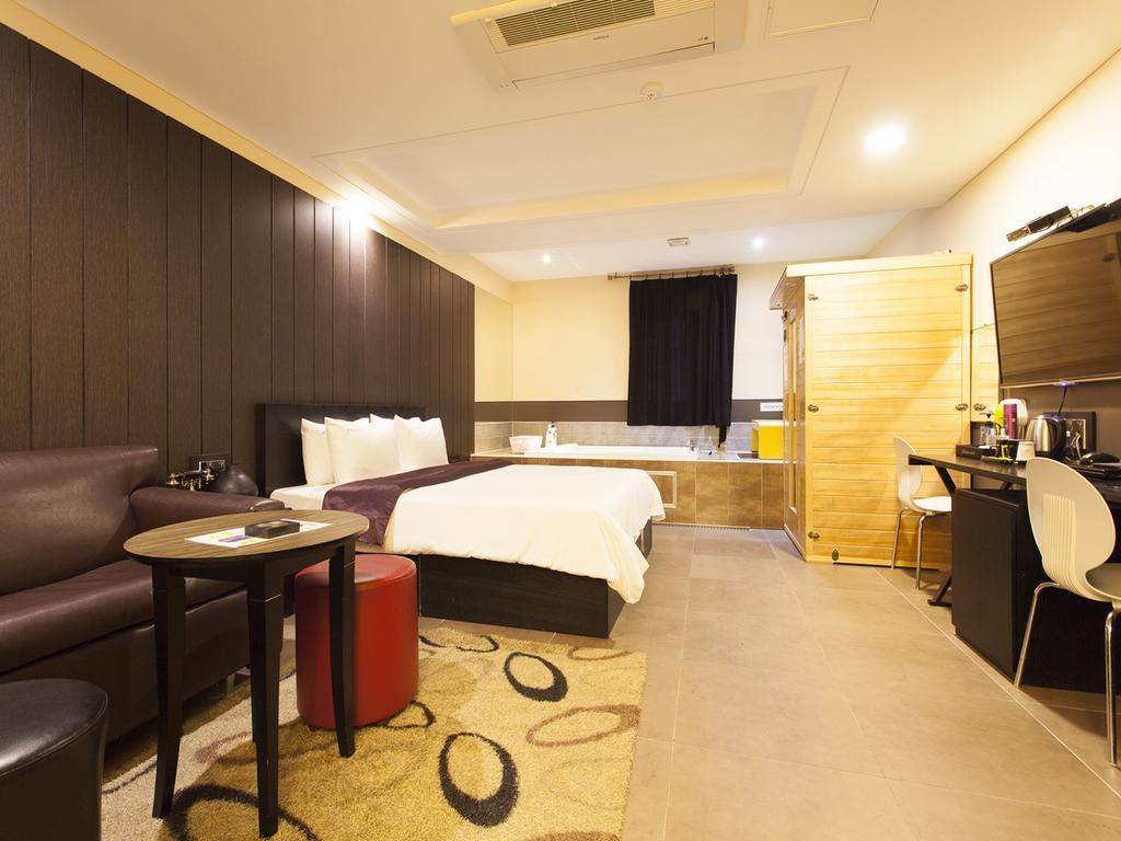 Hotel Pavia Bucheon Buitenkant foto
